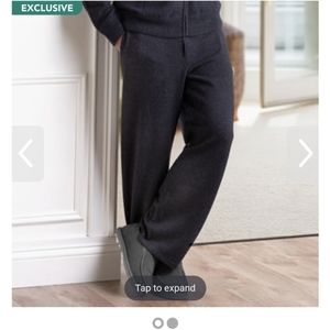 Hammacher Schlemmer The Gentlemen's washable cashmere Lounge Pants